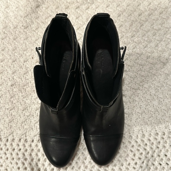rag & bone Shoes - Rag and Bone Harrow Booties in Black Leather size 40